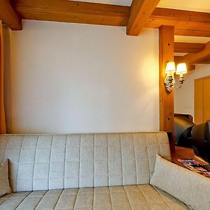 Pokój z łóżkiem queen-size